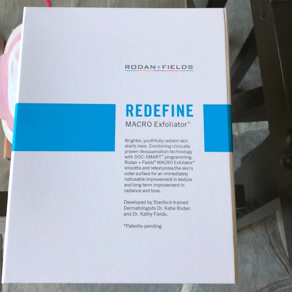 Rodan+Fields Redefine macro exfoliator